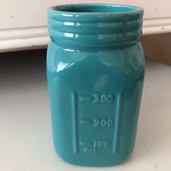 Teal ceramic mason jar with measurements New - Picture 1 of 3